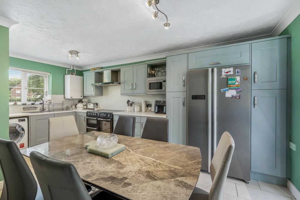 3 Churchgate (Sutterton)-12
