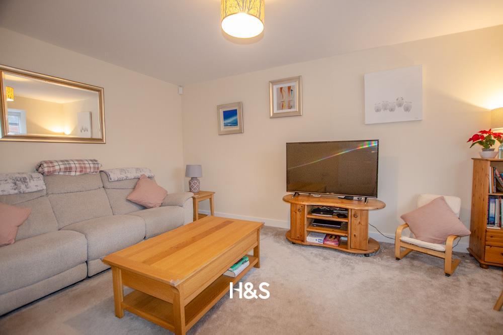 7 Dewberry Road - lounge 2.jpg