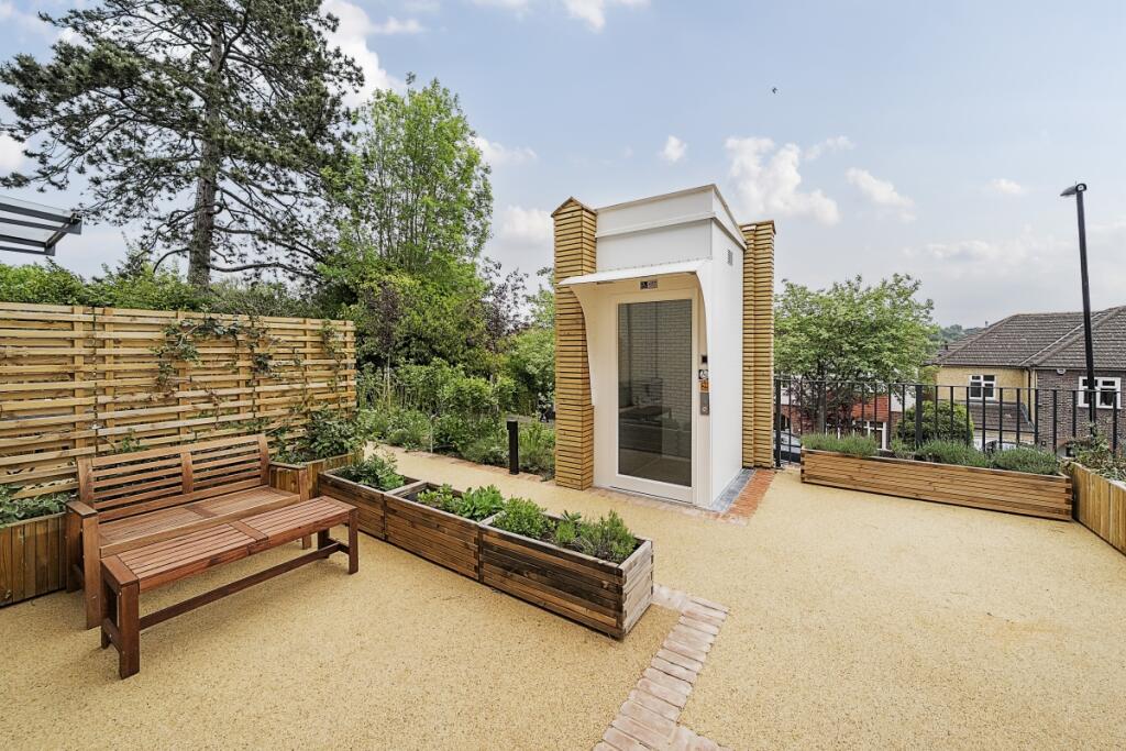 1294965-22-682628...