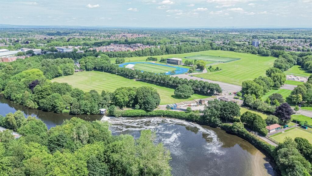 River Mersey &amp; Victoria Park