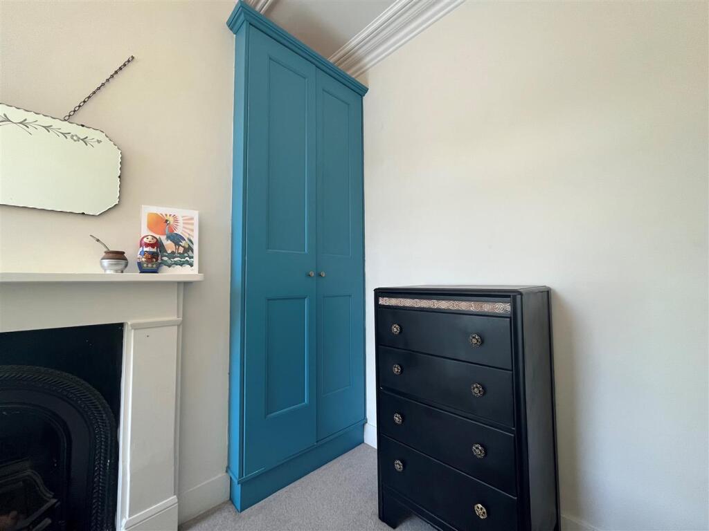 Bedroom 2 Storage