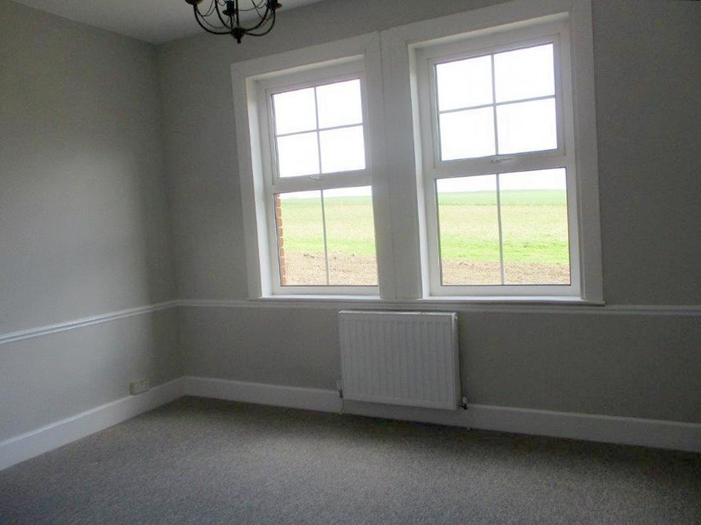 5. Dining room.JPG