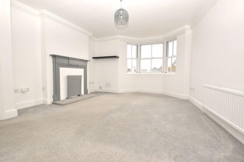 Living Room pic1