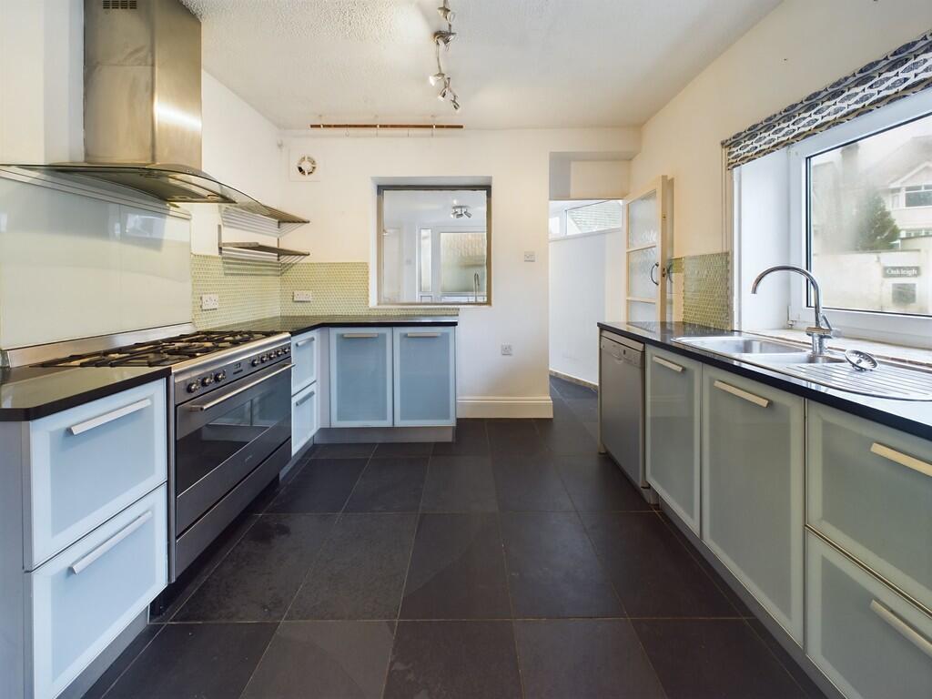 CAM02089G0-PR0387...