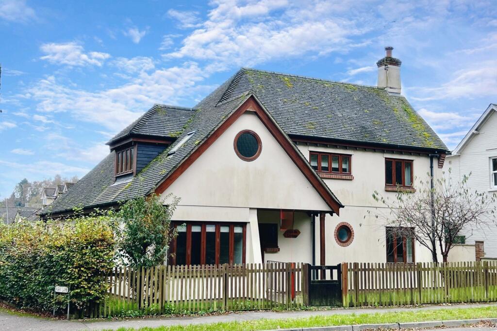 4 bedroom Detached for sale