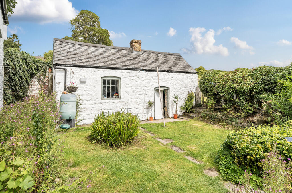 -68931b61ddce5-l-1330667-16-689231504638a