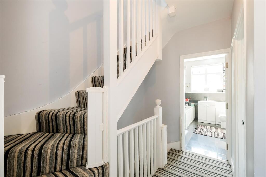 134 Gloucester Road-21.jpg