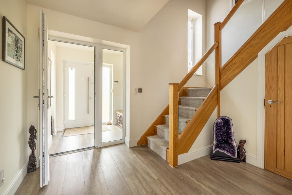 4 Old Nursery Gardens, Ashcott-7