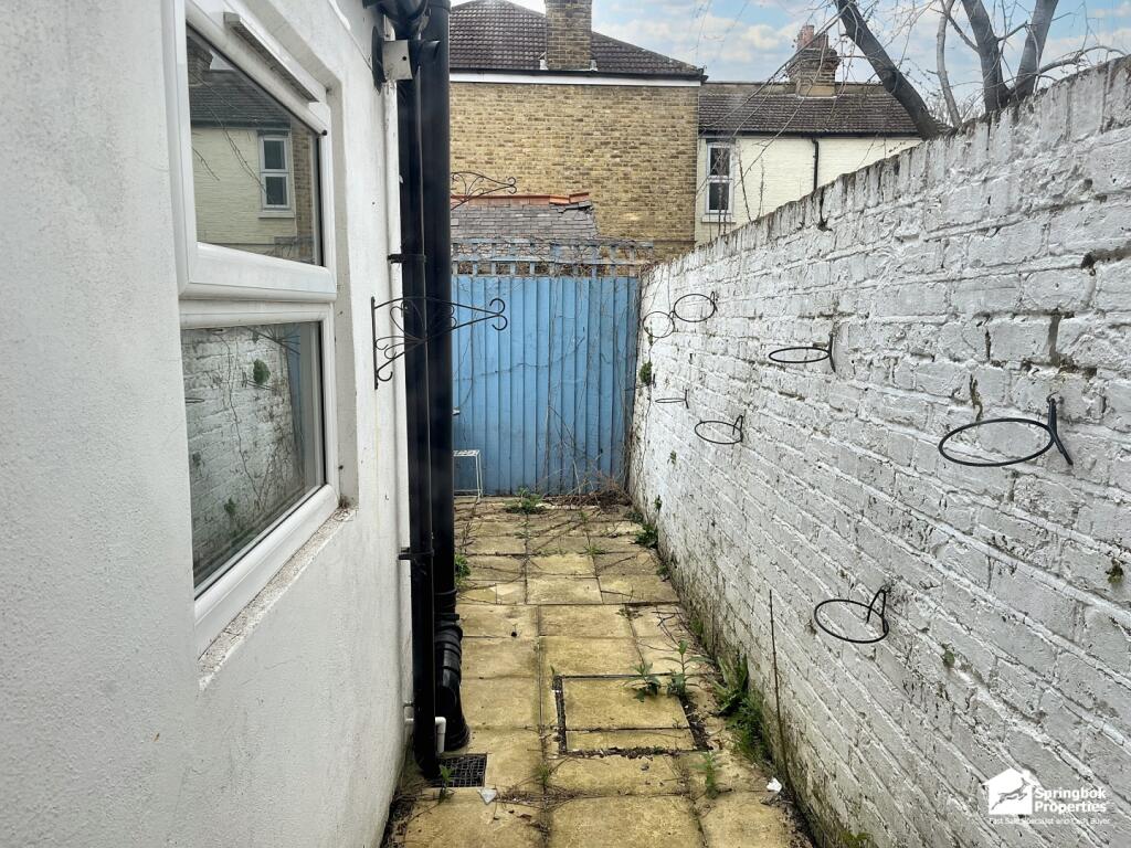 IMAGE 9