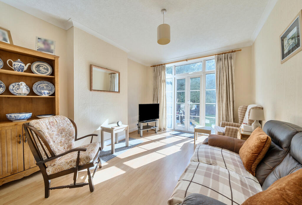 1358970-9-68d51ec...