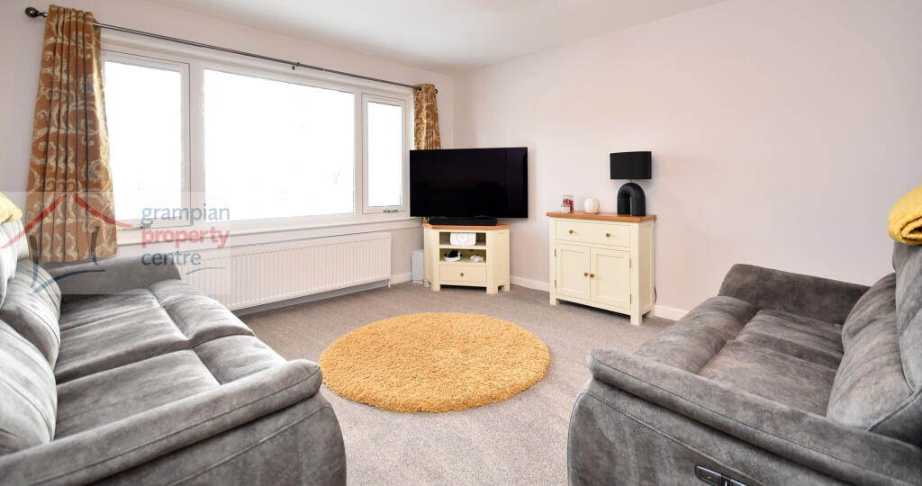 new lounge .JPG