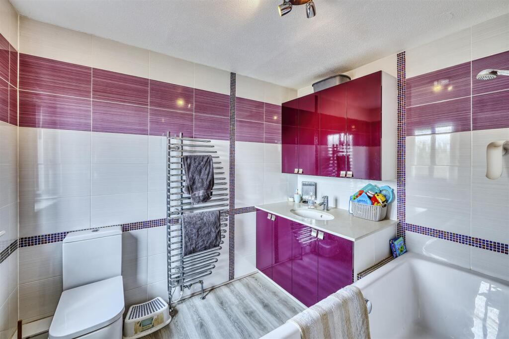 -39 Defurness Drive Raunds-71_HDR-15.jpg