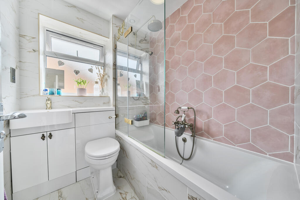 1321486106874e558334ca