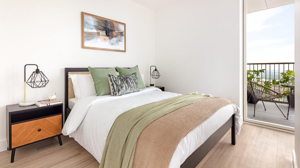 Studio bedroom