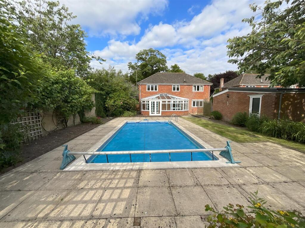 Rear Garden.jpeg