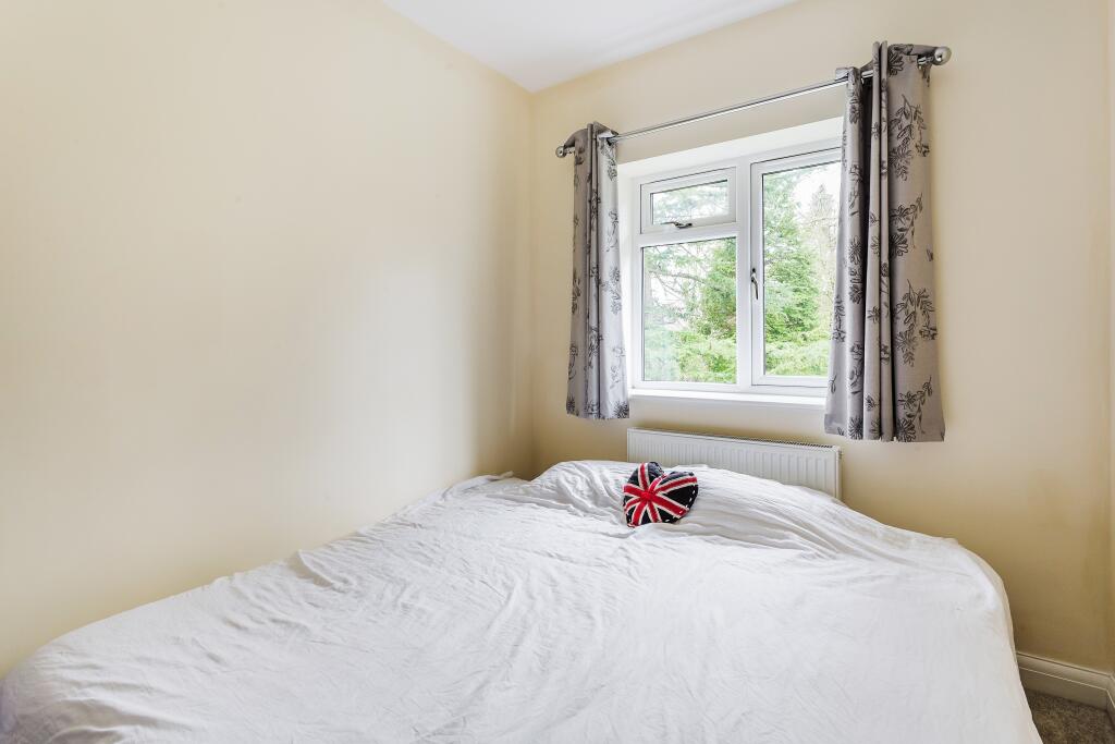 Ref: GF - Ridgegate Close, Reigate, RH2 0HT