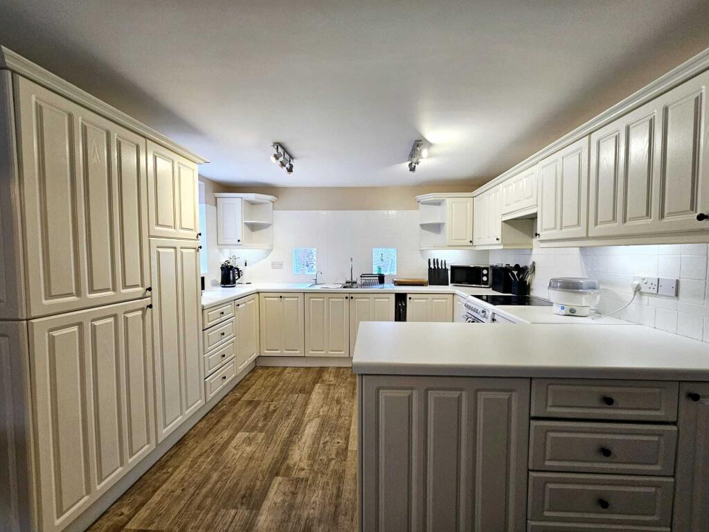 f486135f-b0c0-444a-a9d2-e16e379cfd8d