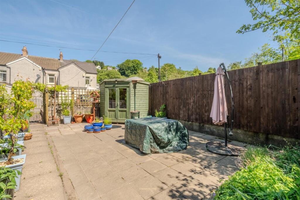 2 Lewis Terrace-21.jpg