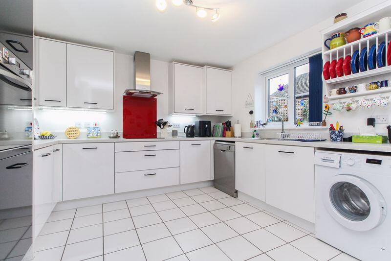 Kitchen/Diner/Family