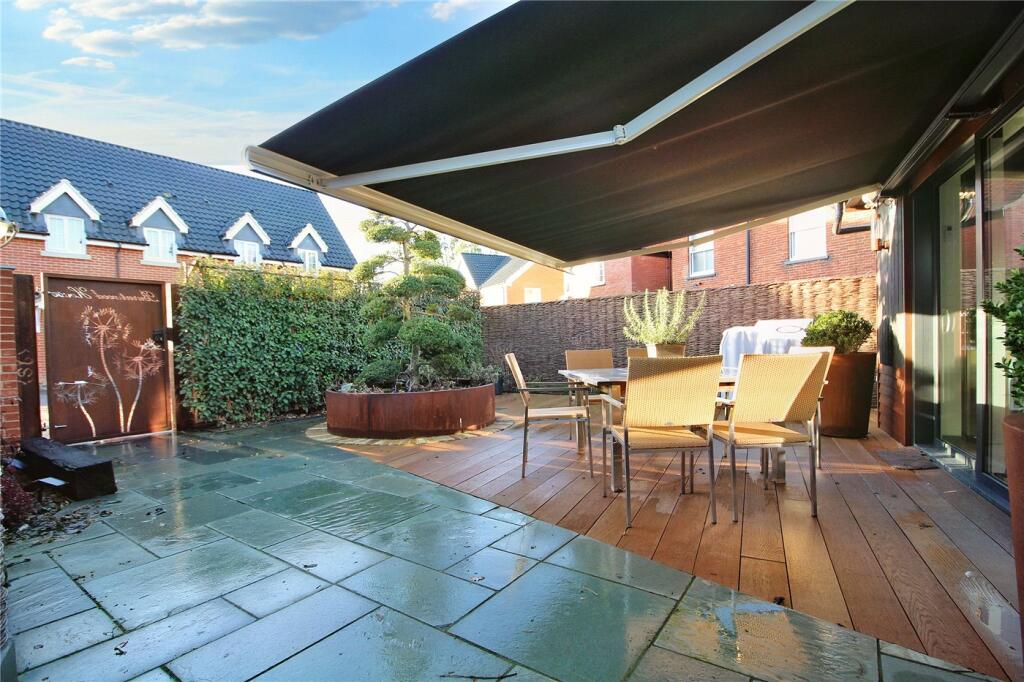 Courtyard Garden