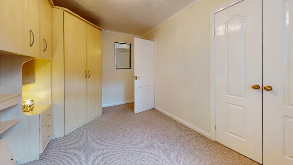 35-A-Campbell-St-Bedroom 5.jpg