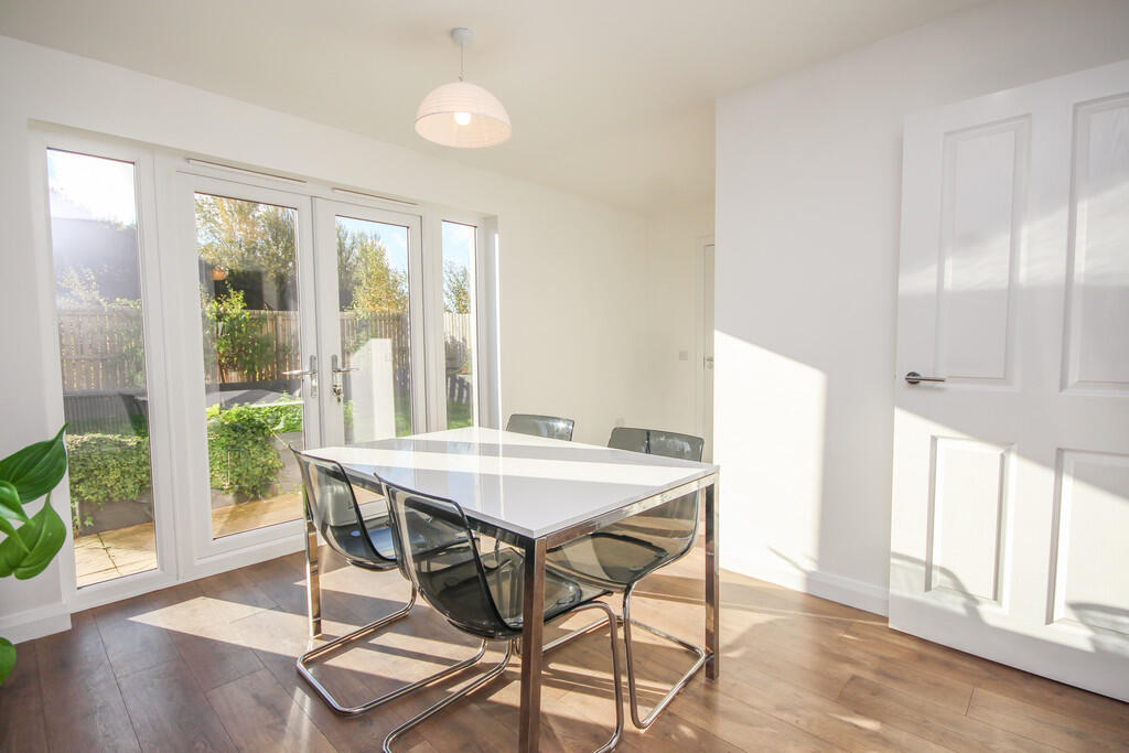 11 Breistonhill V...