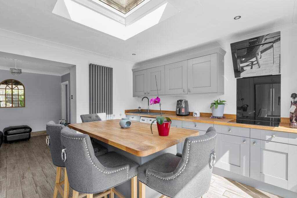 Breakfast Room