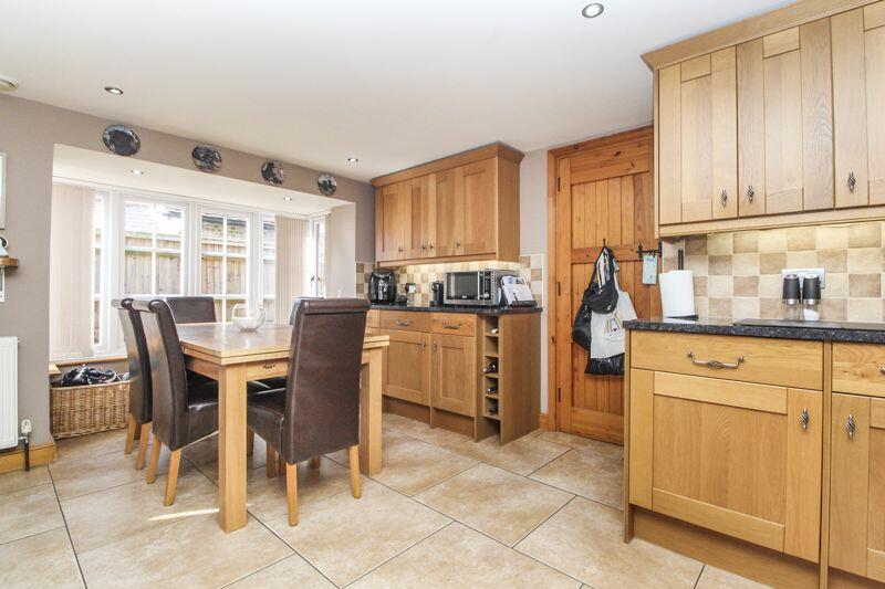 Kitchen/Diner/Family