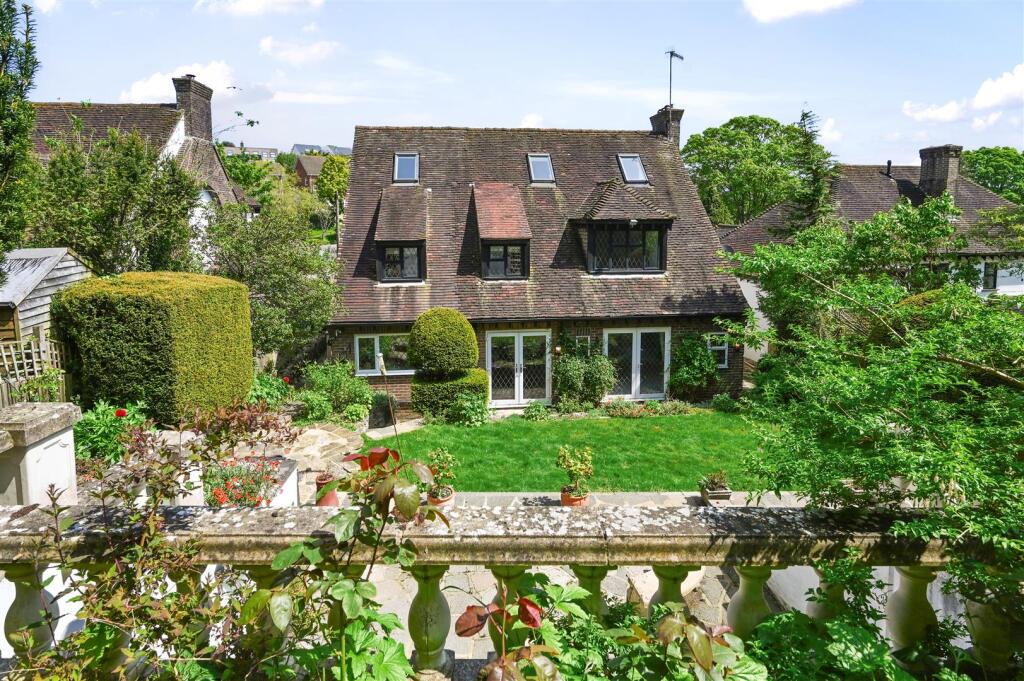 tudor-lodge-bn3 (24).jpg