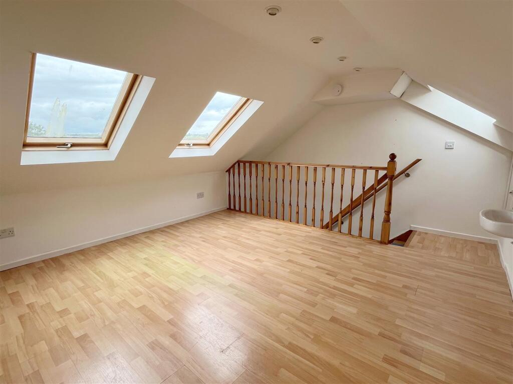 Bedroom One.jpg
