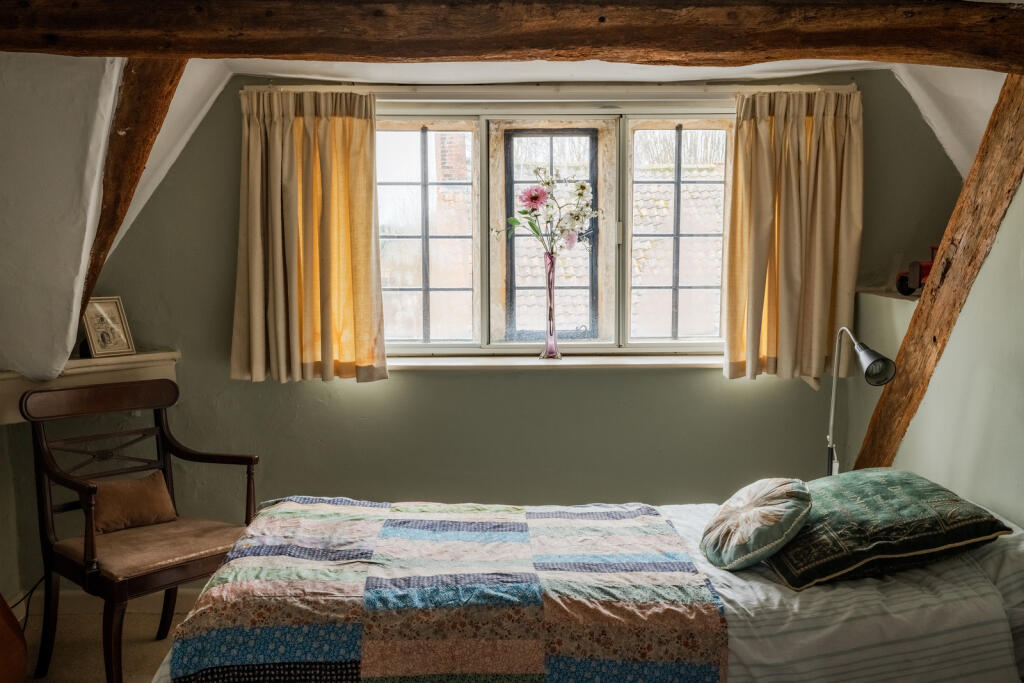 265420 - OM-hr-10.jpg