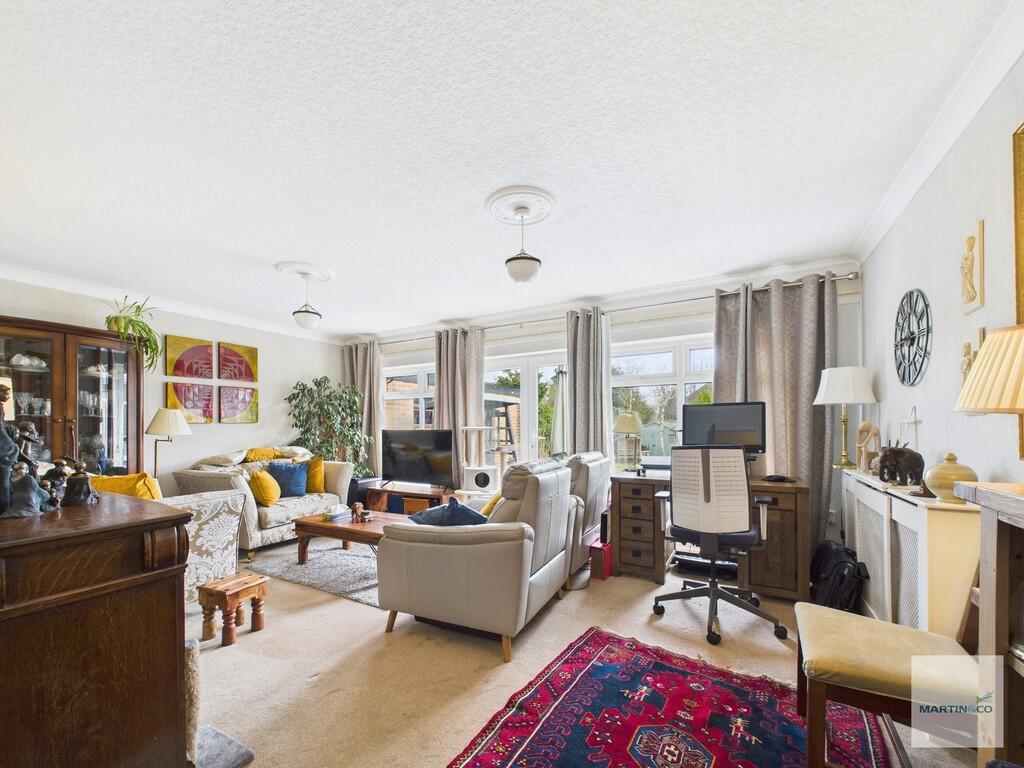 CAM03394G0-PR0258...