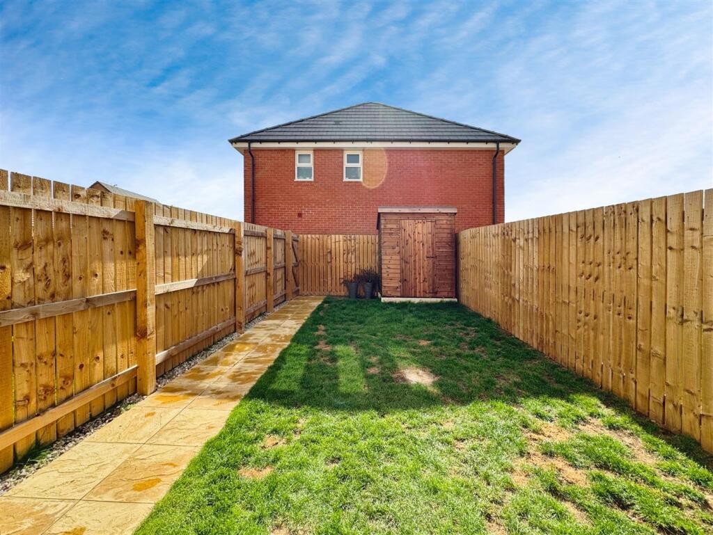 85601a63--4448-8A27-4C7B66BB3C1C-10852-000007A3187