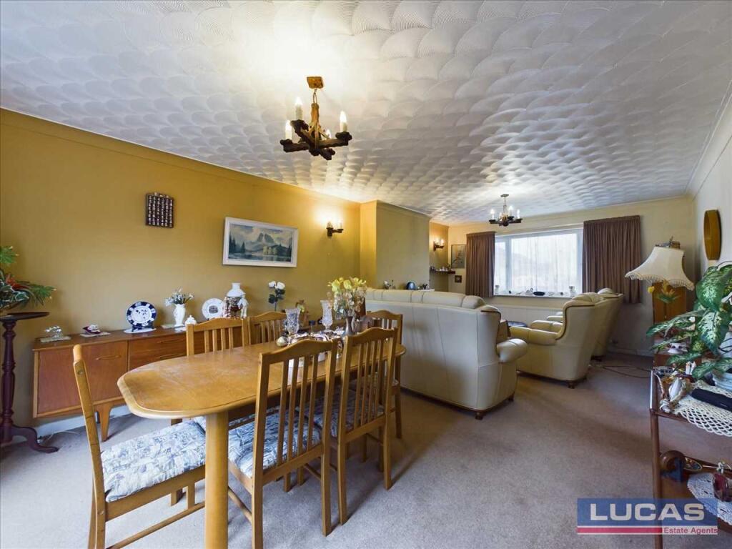 Lounge/Diner