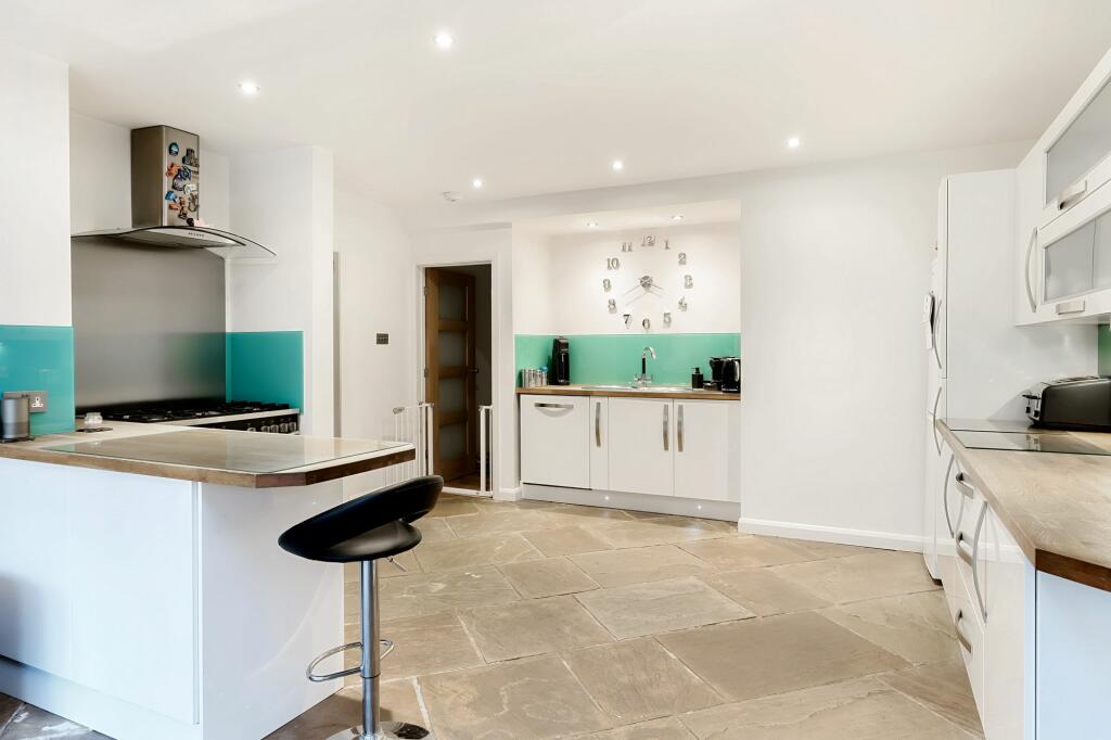 Kitchen/Living Room