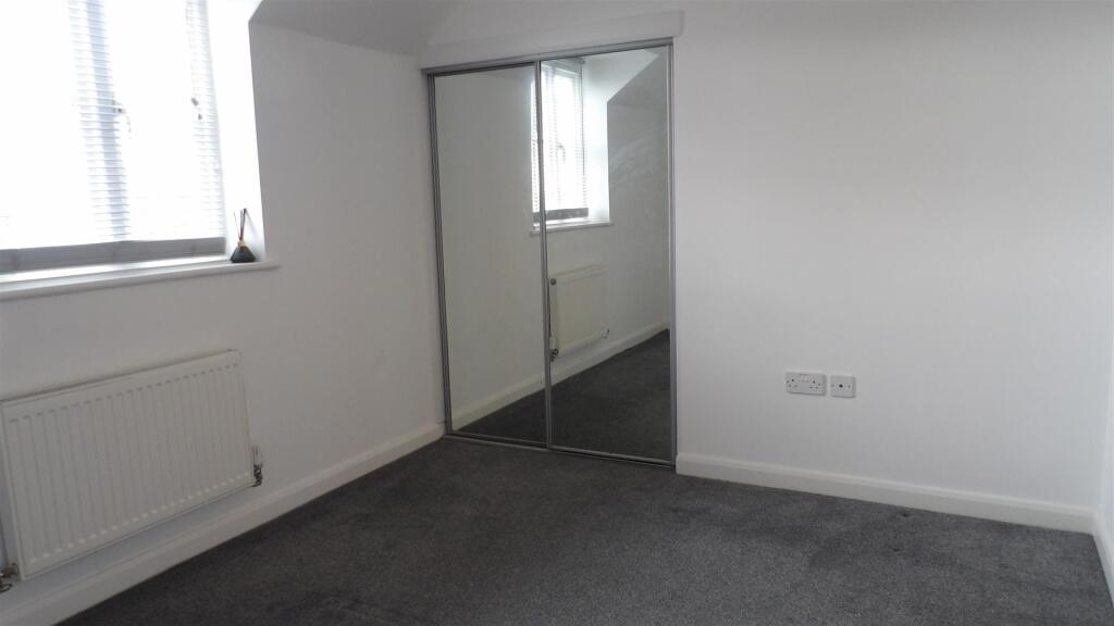 6 Wimpole House - Bed 1 (1).JPG