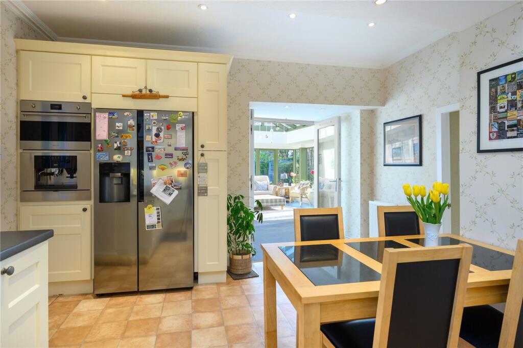 Breakfast Room