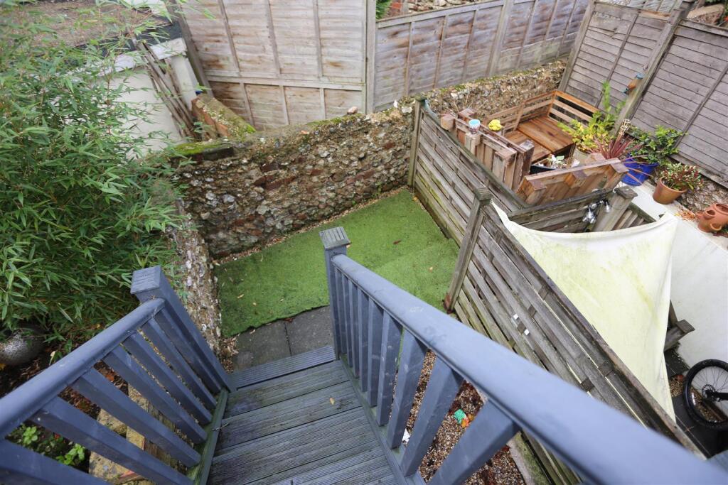 GFF 15 New England Rd new25 (9).JPG