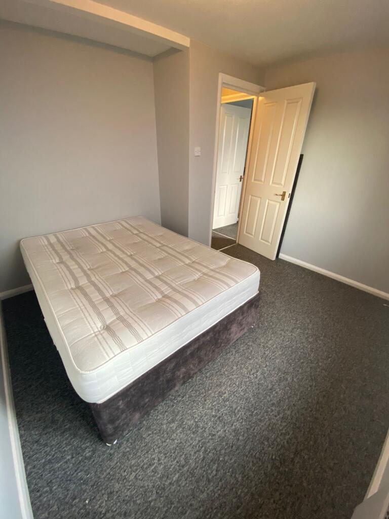 5 Bedroom