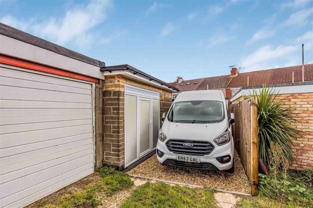 3 Algiers Road, Baffins-Small-PorticoMarketing-Sol