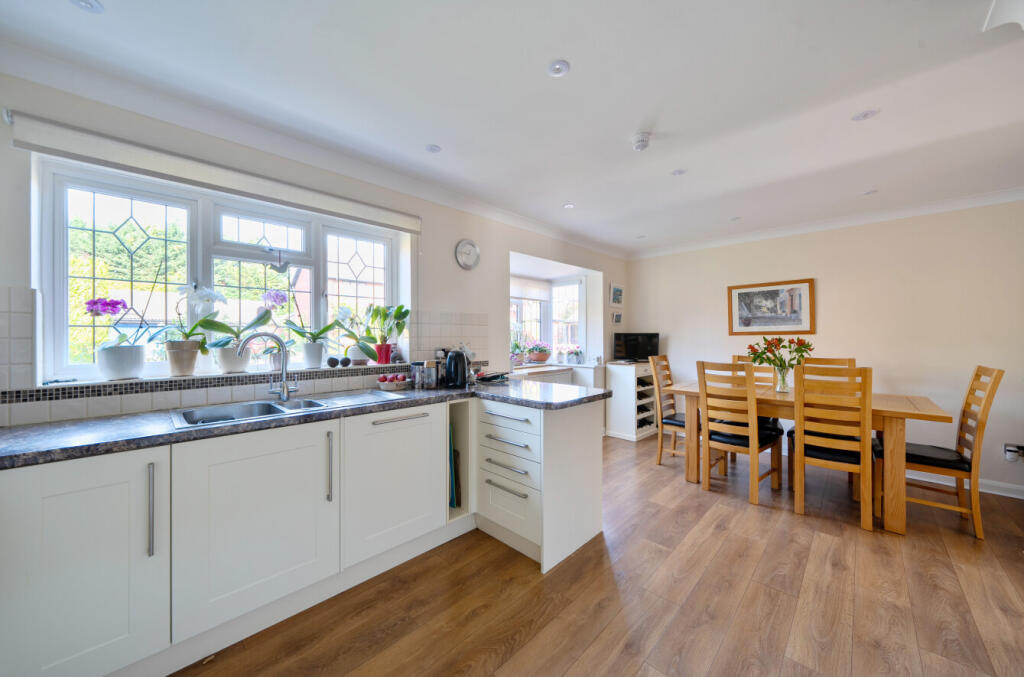 1359509-20-68dac3...