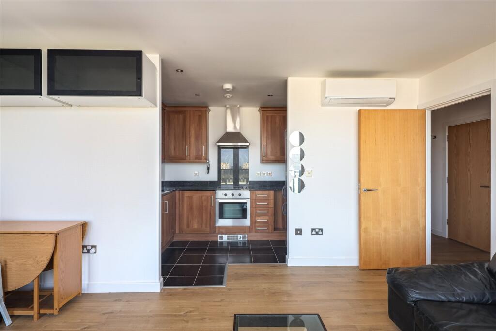 Living Room/Kitchen