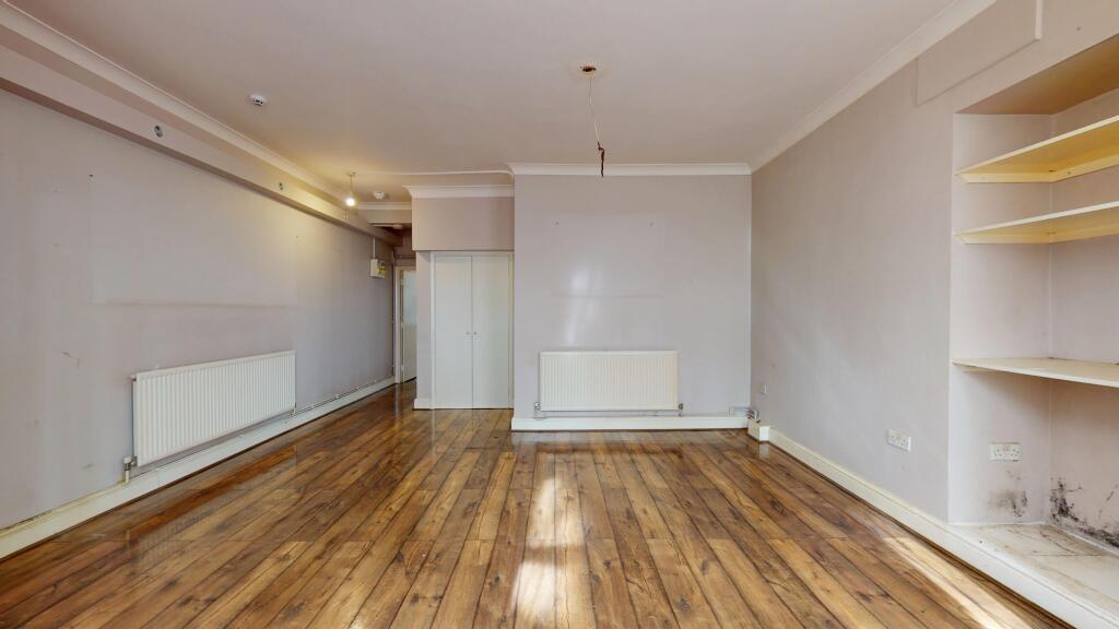 Flat A, 16 Hedgegate, Powis Terrace, Notting Hill, London, W11 1JD