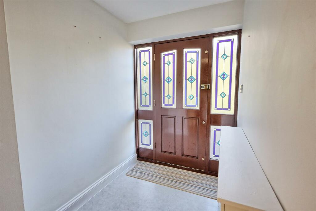 ENTRANCE HALLWAY