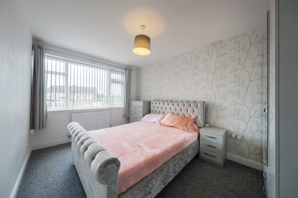 31 Yew Tree Drive-013.jpg