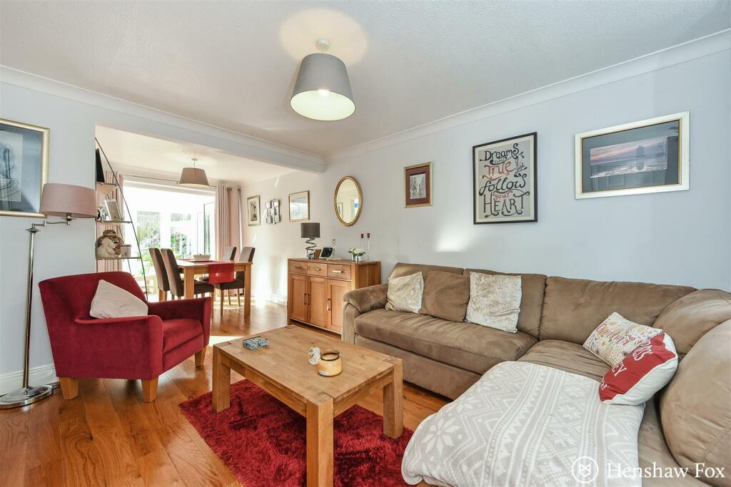 Ph9_5487509 - Copy.jpg