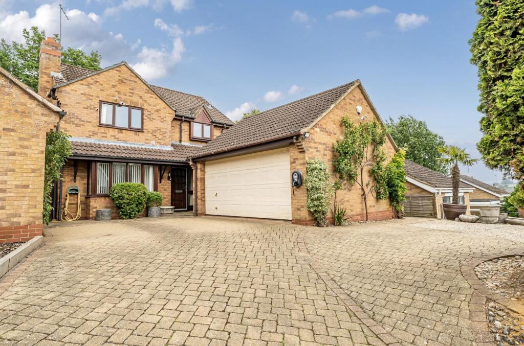 27 Spring Lane, Flore