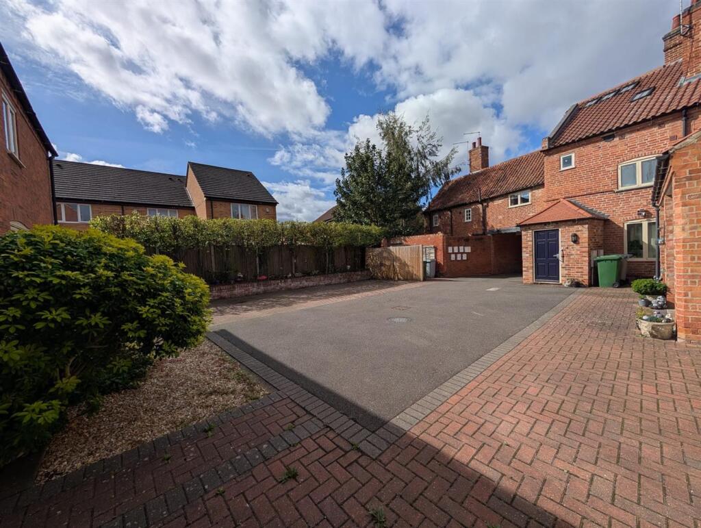 PHOTO-2025-09-16-14-23-22 (4).jpg