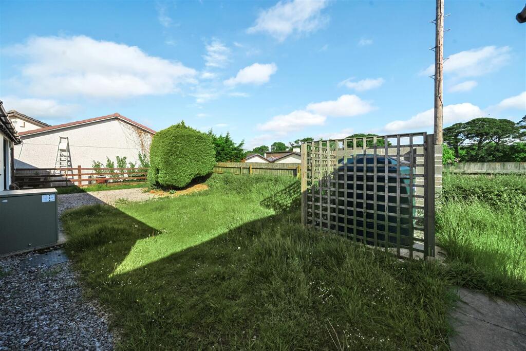 3-682309e2004ae-1289692-ARW-33-682309e2004ae-12896