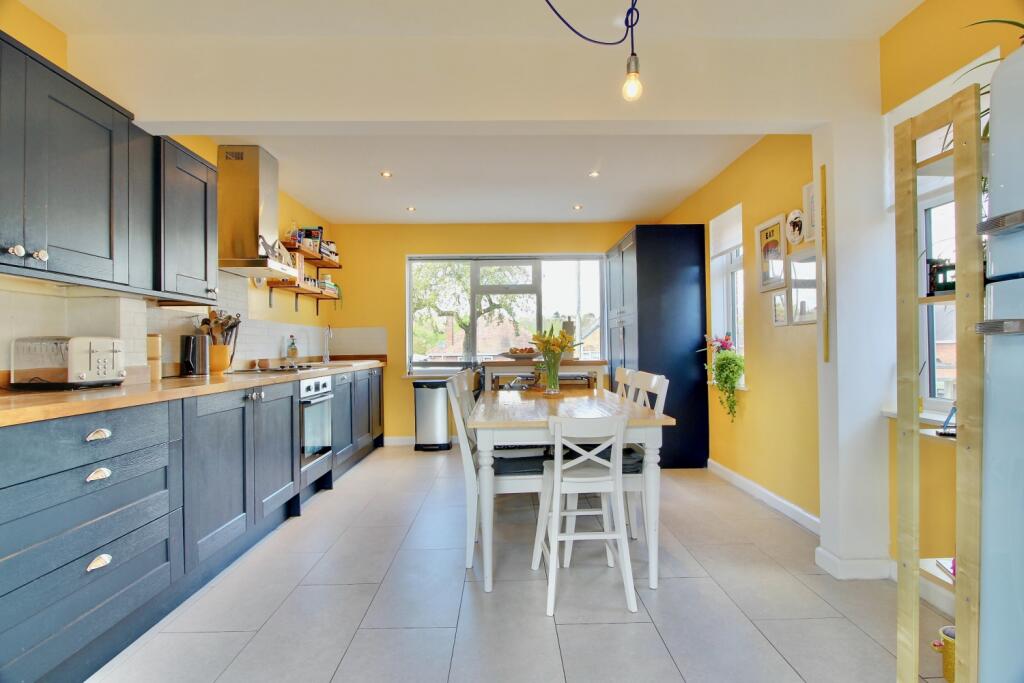 Full Length Kitchen Diner - EweMove Hinckley Gus C